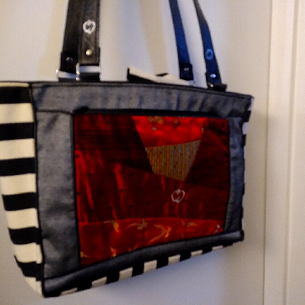 Silver plum purse